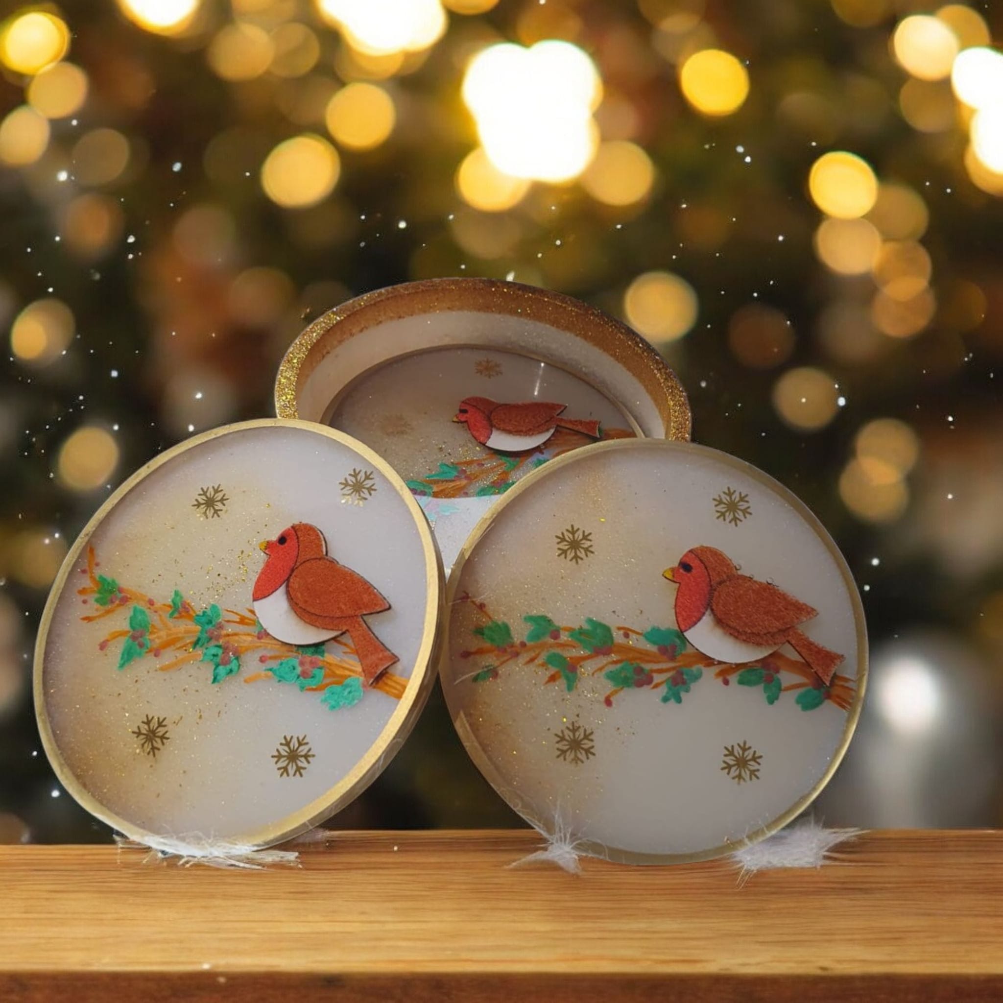 Christmas Robin Resin Coaster Set – 4 Heatproof Coasters with Holder, Festive Nature Gift