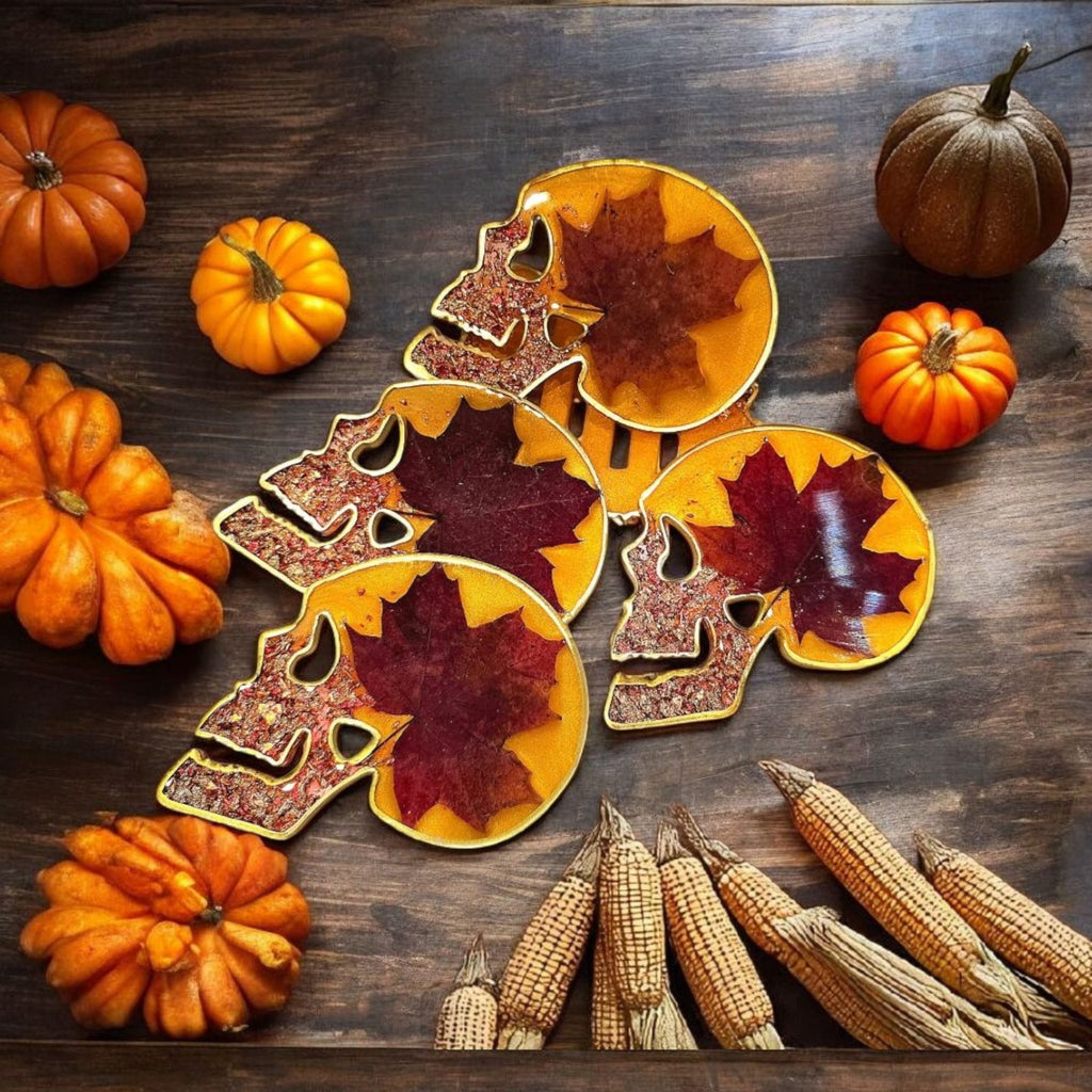 Skull Resin Coaster Set – Real Dried Maple Leafs, Gold Flakes, Autumn Gothic Home Decor